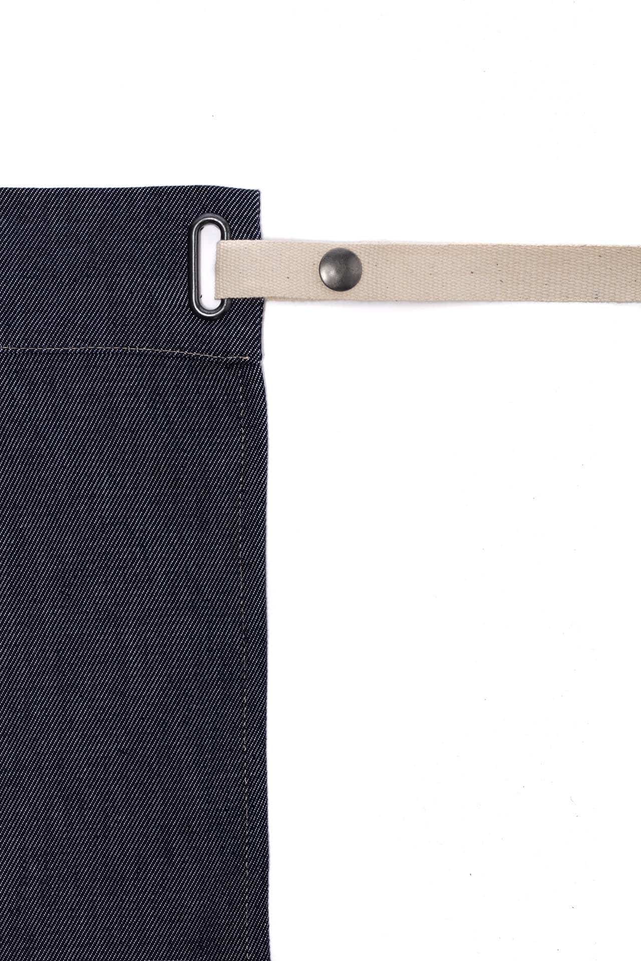 Avental Curto Royal em Denim Azul